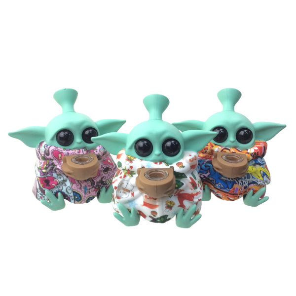 silicone-4-5-inch-graphix-baby-yoda-bubbler-water-pipe