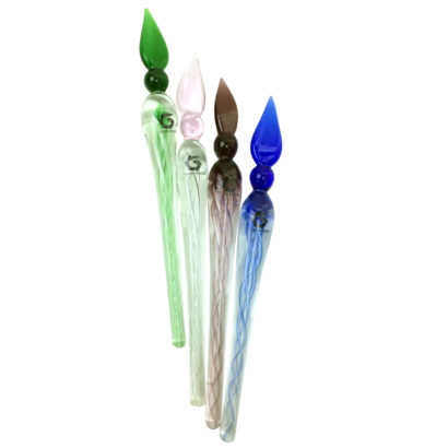 dab-tool-glass-paint-brush