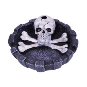 ashtray-skull-and-bones-polystone