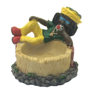 resin-ashtray-smash-001