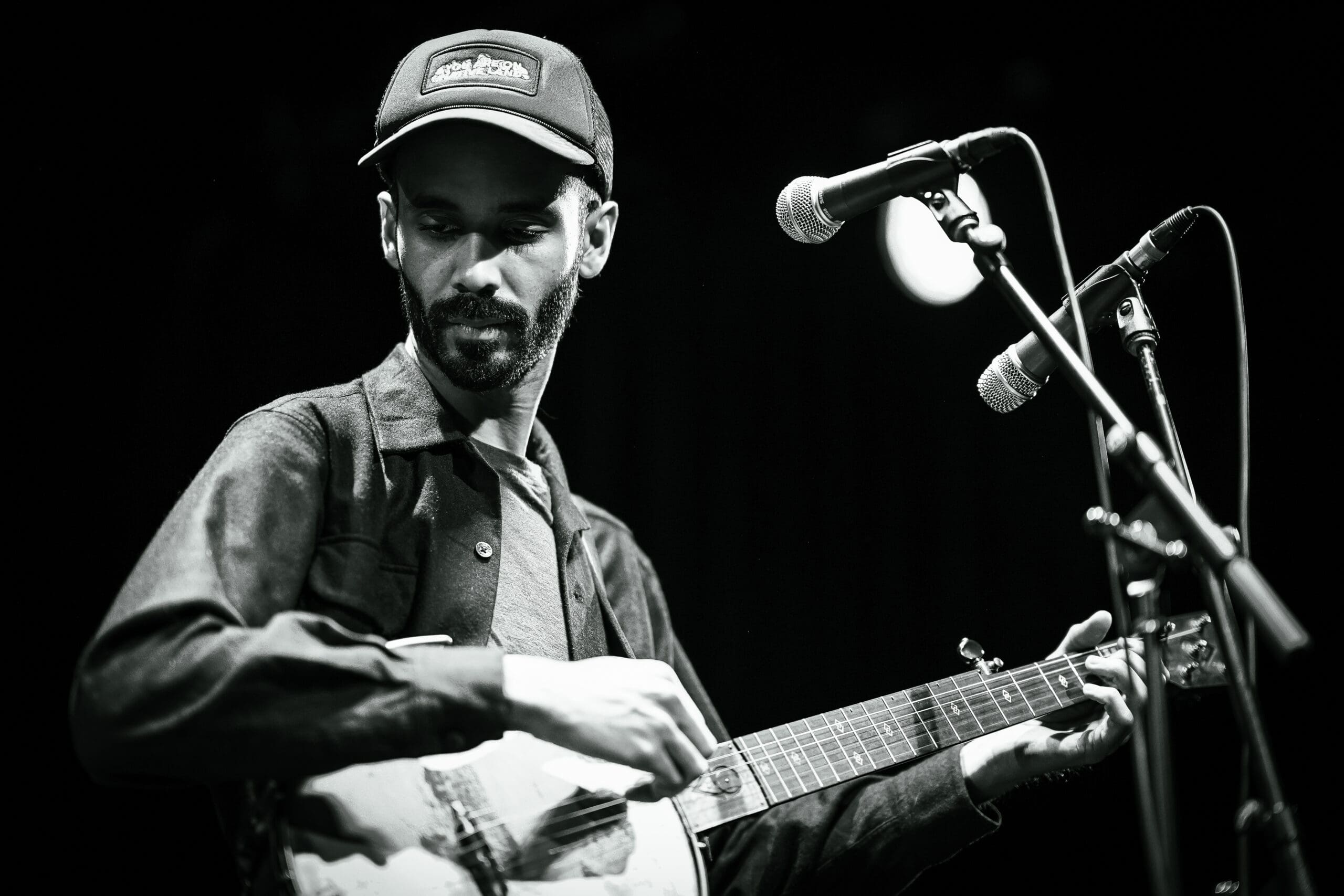 Jake Blount at Creative Alliance Baltimore MD Dec. 9, 2022 Photo by Casey Ryan Vock