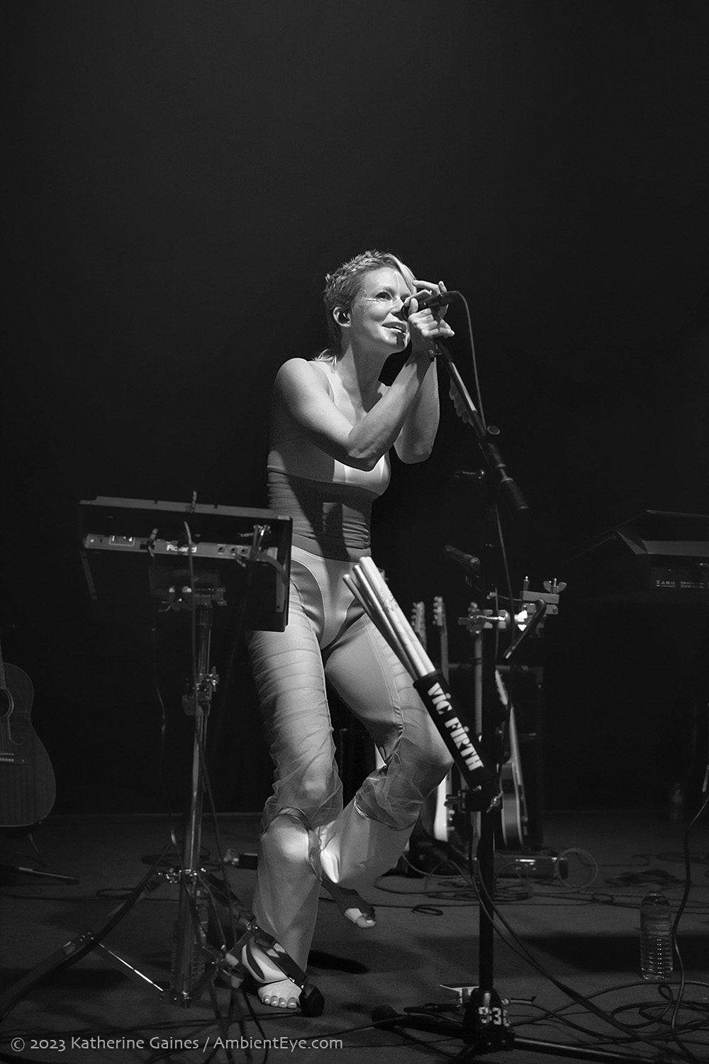 meg myers, 9:30 club, katherine gaines, ambienteye photography
