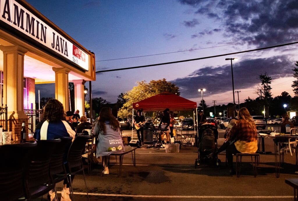 Dante Frisiello performing with Cat Janice @Jammin' Java, September 2020, by Mark Caicedo