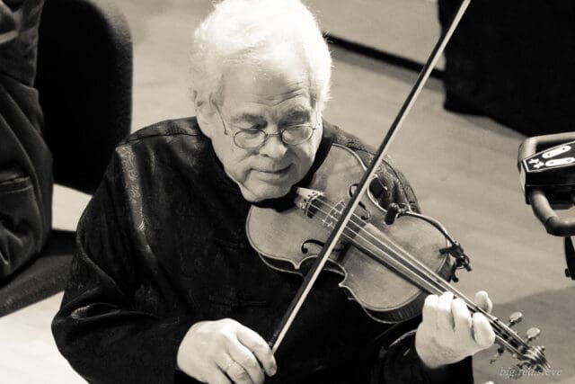 ItzhakPerlman Itzhak Perlman