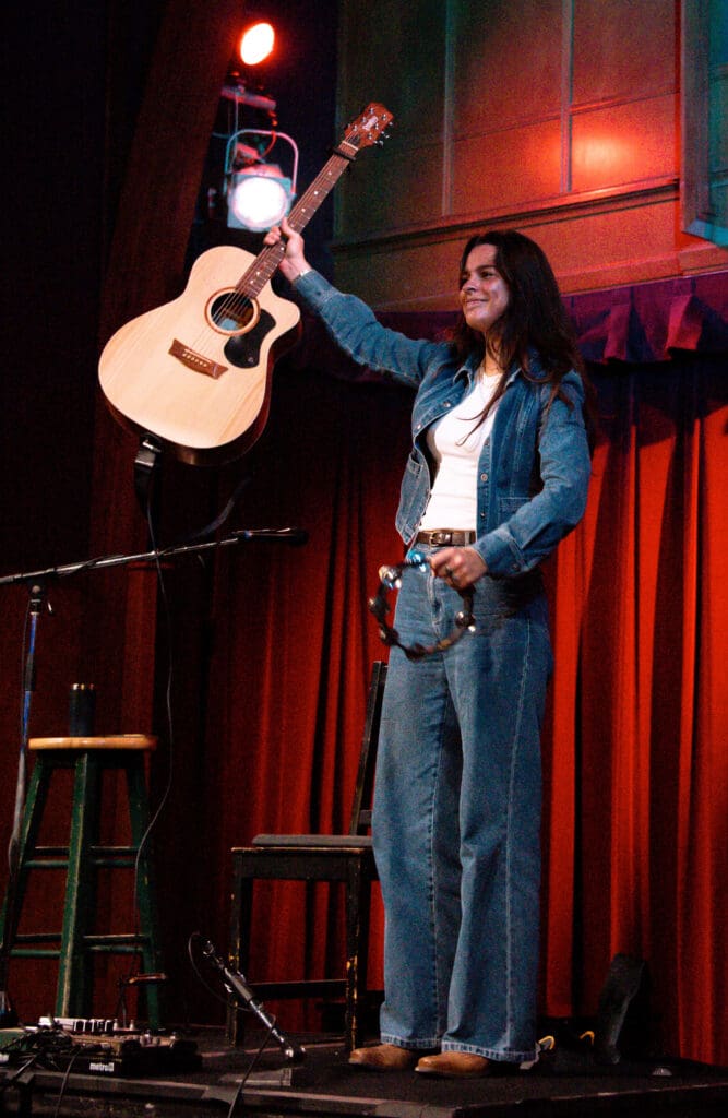 Steph Strings, Vancouver BC, 11-21-25