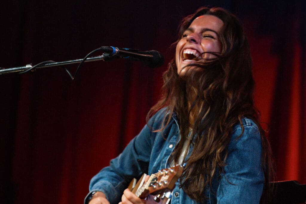 Steph Strings, Vancouver BC, 11-21-25