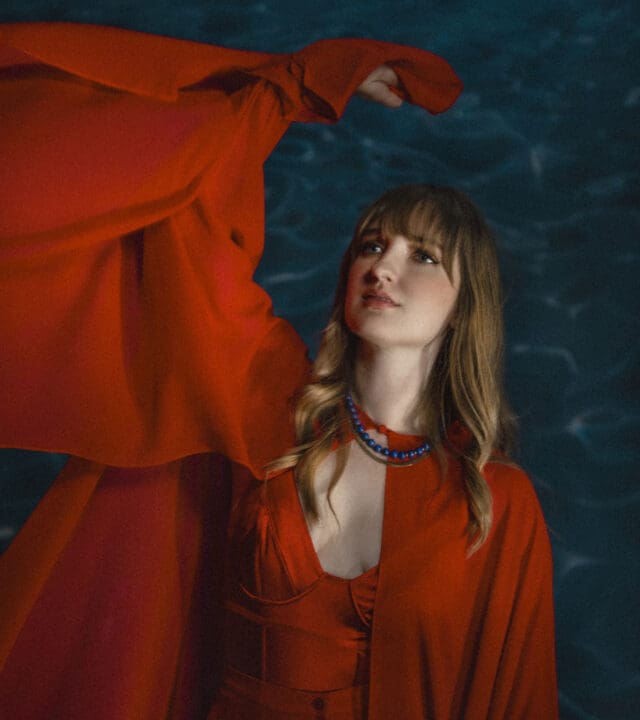 Madison Cunningham (Photo by Claire Marie Vogel)