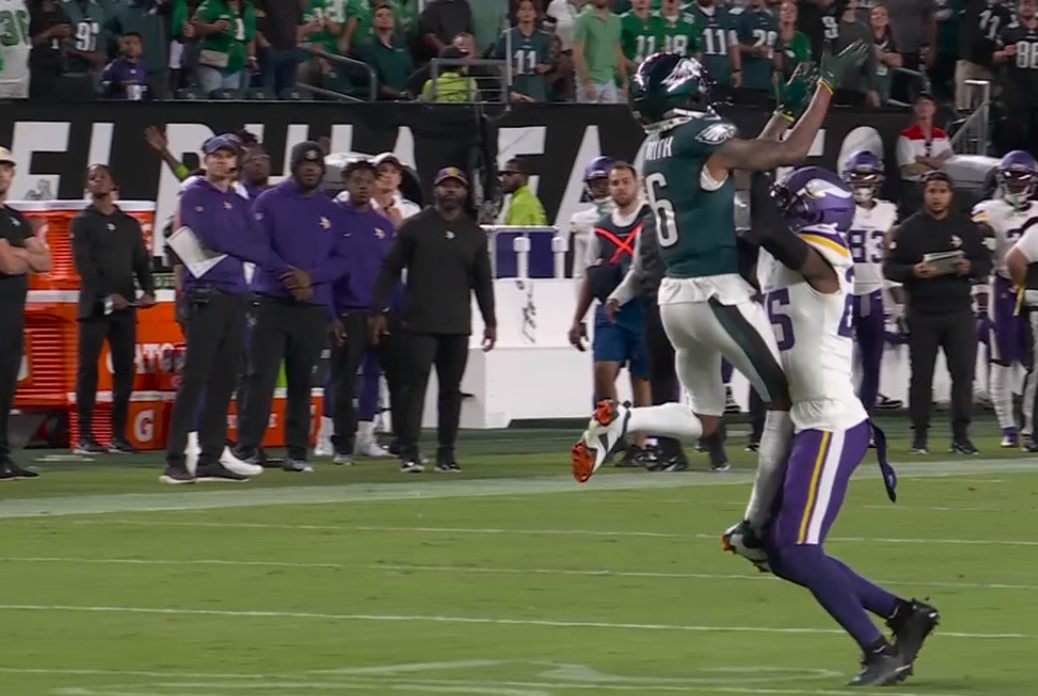 The Eagles show resilience, while the Vikings struggle with fumbles in a game that Philly narrowly clinches
