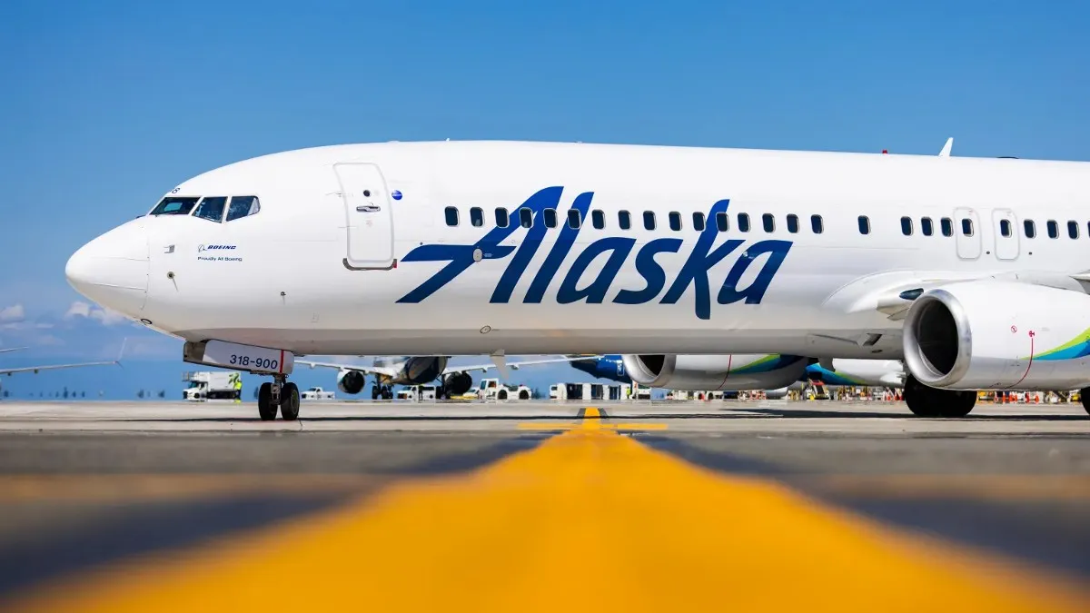 Alaska Airlines Emergency: 197 Planes Suspended Following Startling Mid-Air Incident on New Aircraft Baffles Aviation Experts