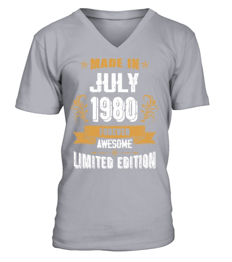 July 1980 Vintage Birthday Present V-Neck T-shirt