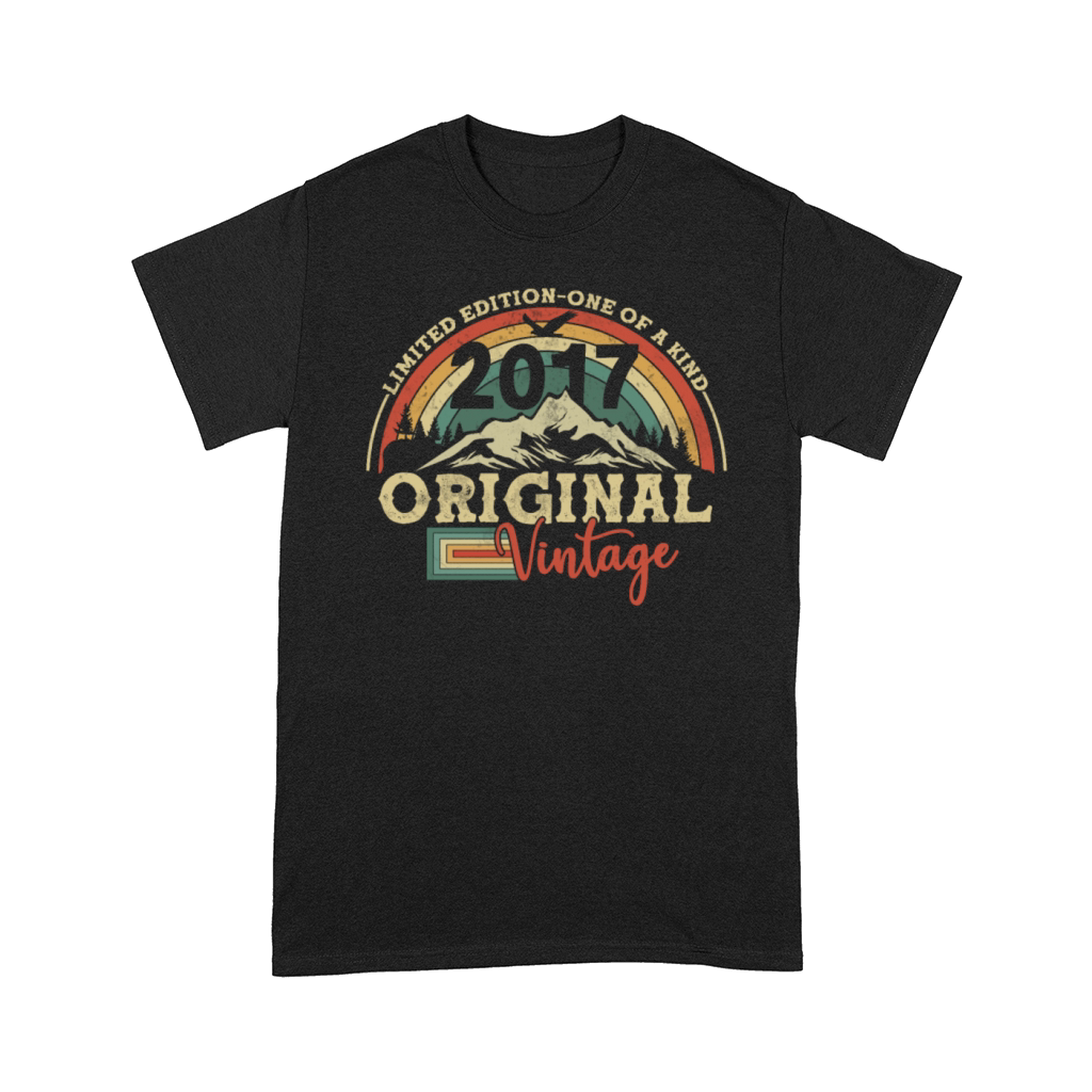 Vintage Retro 2017 Birthday Gift Comfort T-shirt