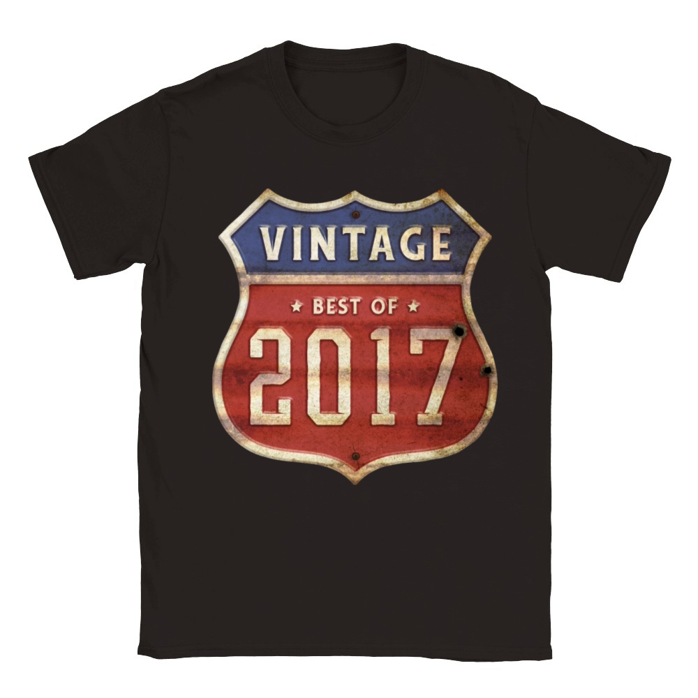 17 Years Old Vintage 2017 Limited Edition 7th Classic Kids Crewneck T-shirt