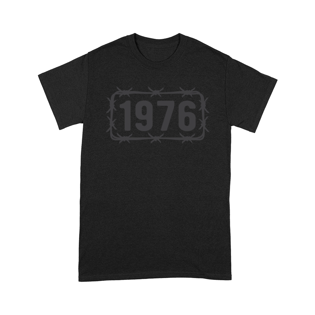 Birthday Vintage 1976 Barbed Wire Comfort T-shirt