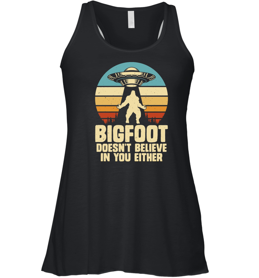 Vintage UFO Alien Bigfoot doesnt believe in you either Women's Flowy Tank Top