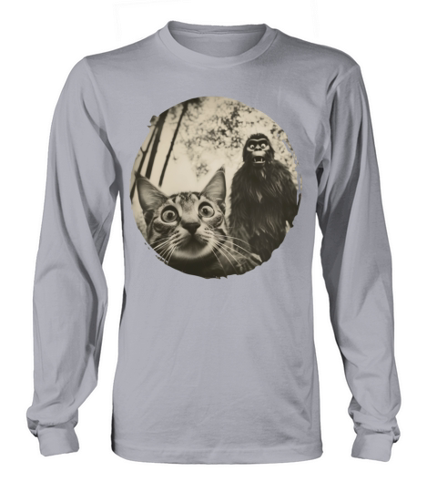 Surprised Cat and Bigfoot Encounter Design Long sleeved Unisex