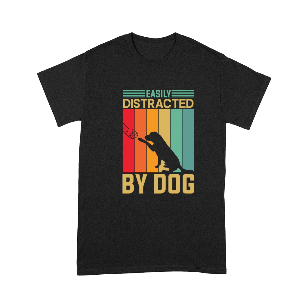 Easily distracted by dog 02 Comfort T-shirt
