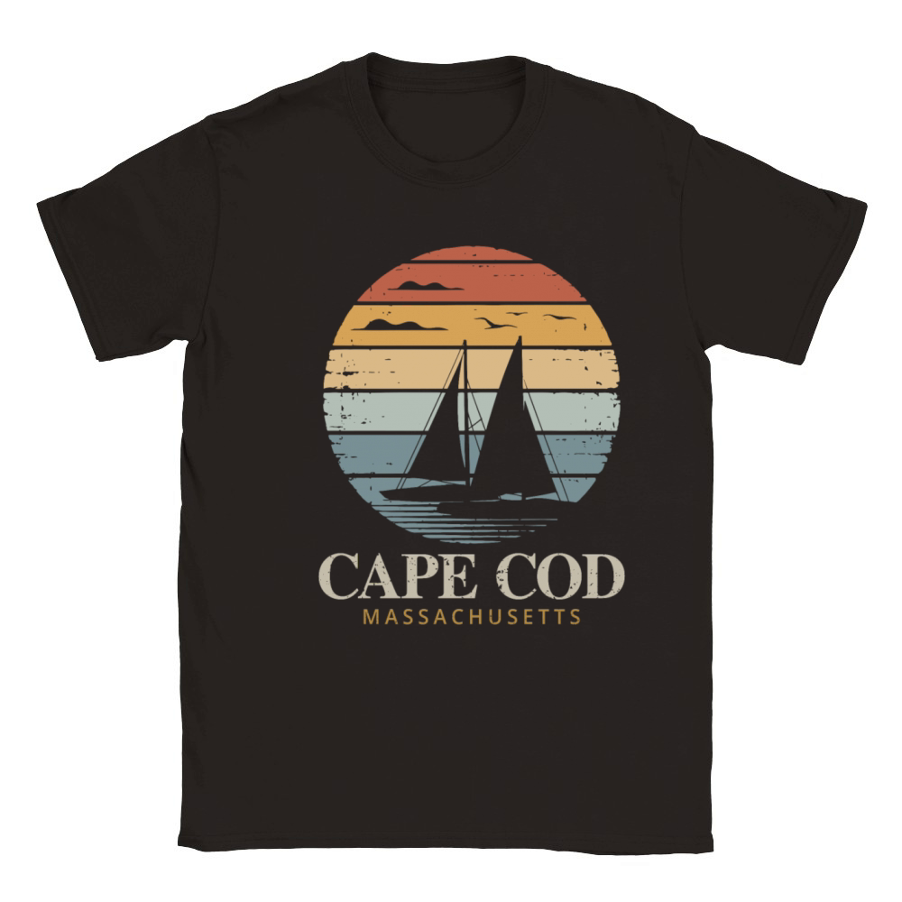 Cape Cod Vintage SunsetMassachusetts Sailing Classic Kids Crewneck T-shirt