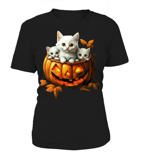 Tinny halloween kitty cat with a big Pumpkin Women's T-Shirt