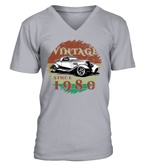 44th birthday Classic Car - Vintage since 1980 V-Neck T-shirt