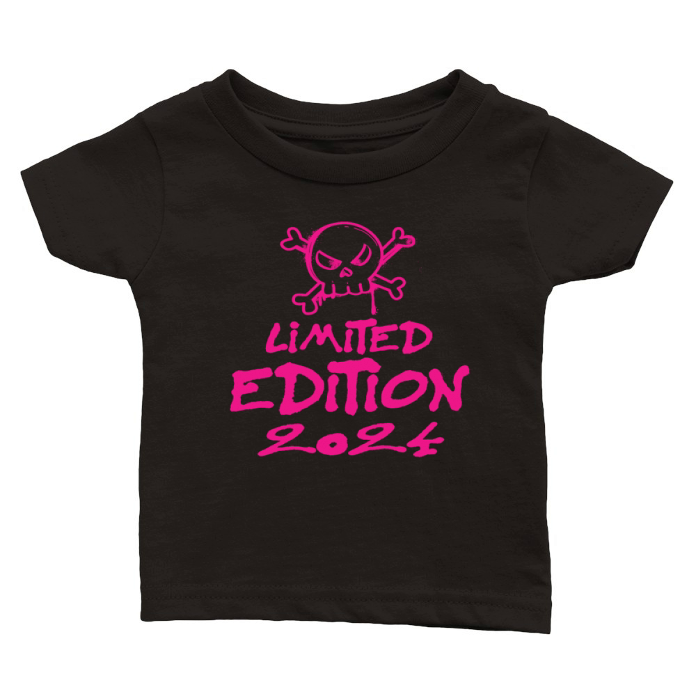 Limited Edition 2024 Birthday 2024 Born Classic Baby Crewneck T-shirt