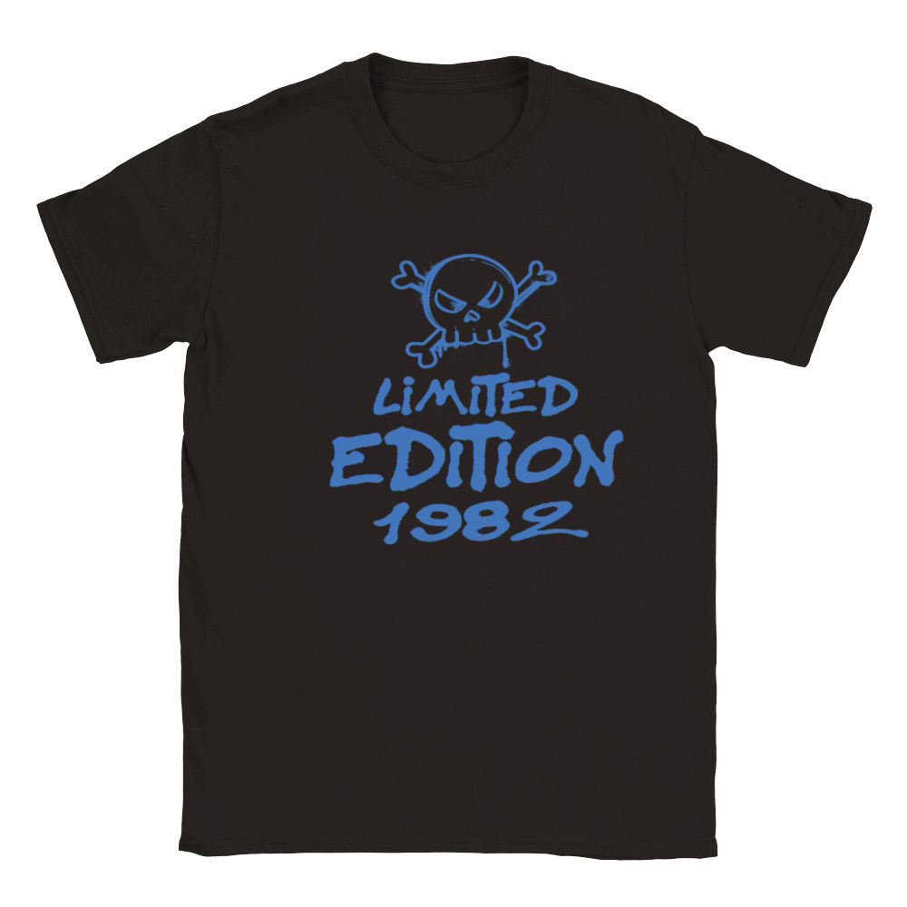 Limited Edition 1982 Birthday 1982 Born Classic Kids Crewneck T-shirt
