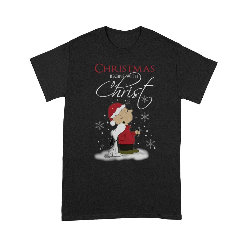 Snoopy and Charlie Christmas begins with Christ Comfort T-shirt
