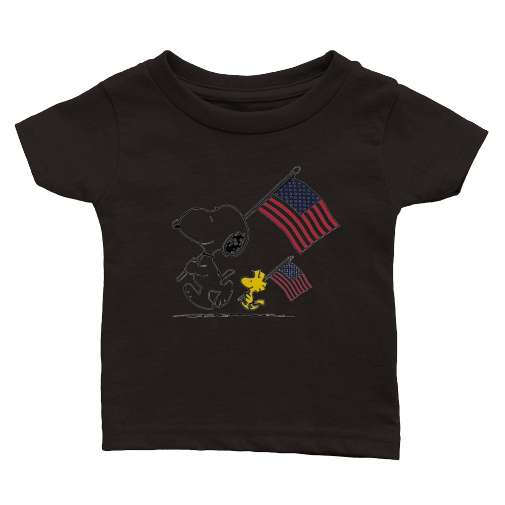 Snoopy and Woodstock holding American flag 4th of july shirtn Classic Baby Crewneck T-shirt