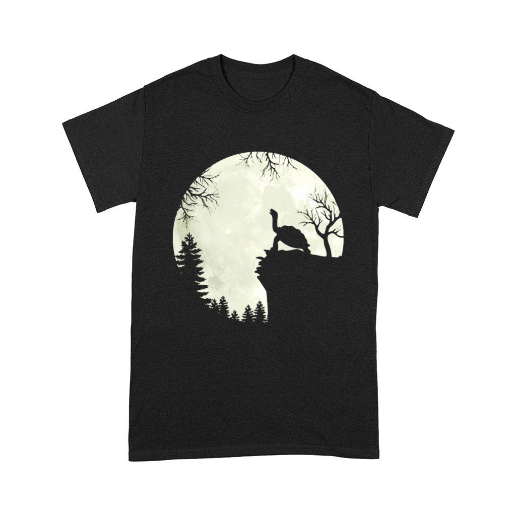 Howling turtle the moon Comfort T-shirt
