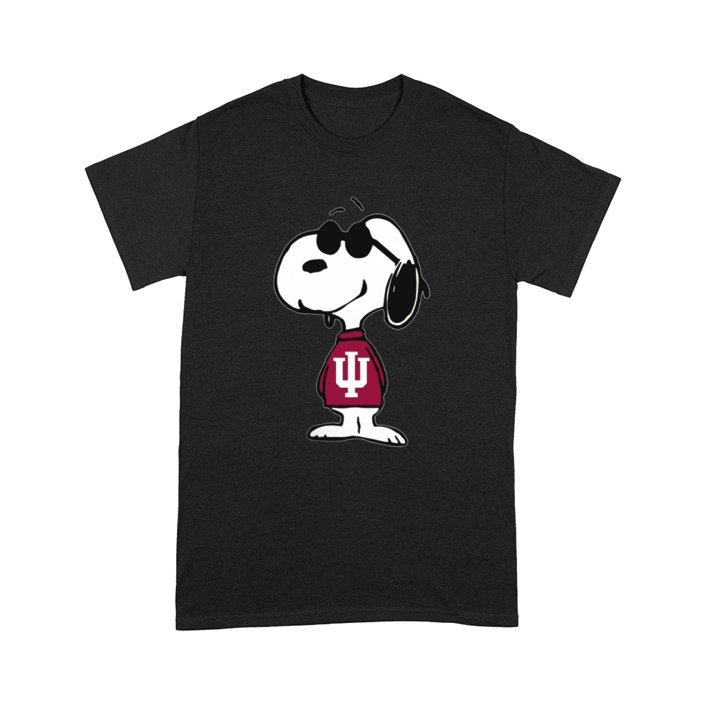 CG-snoopy-sport-football-Indiana Hoosiers Comfort T-shirt