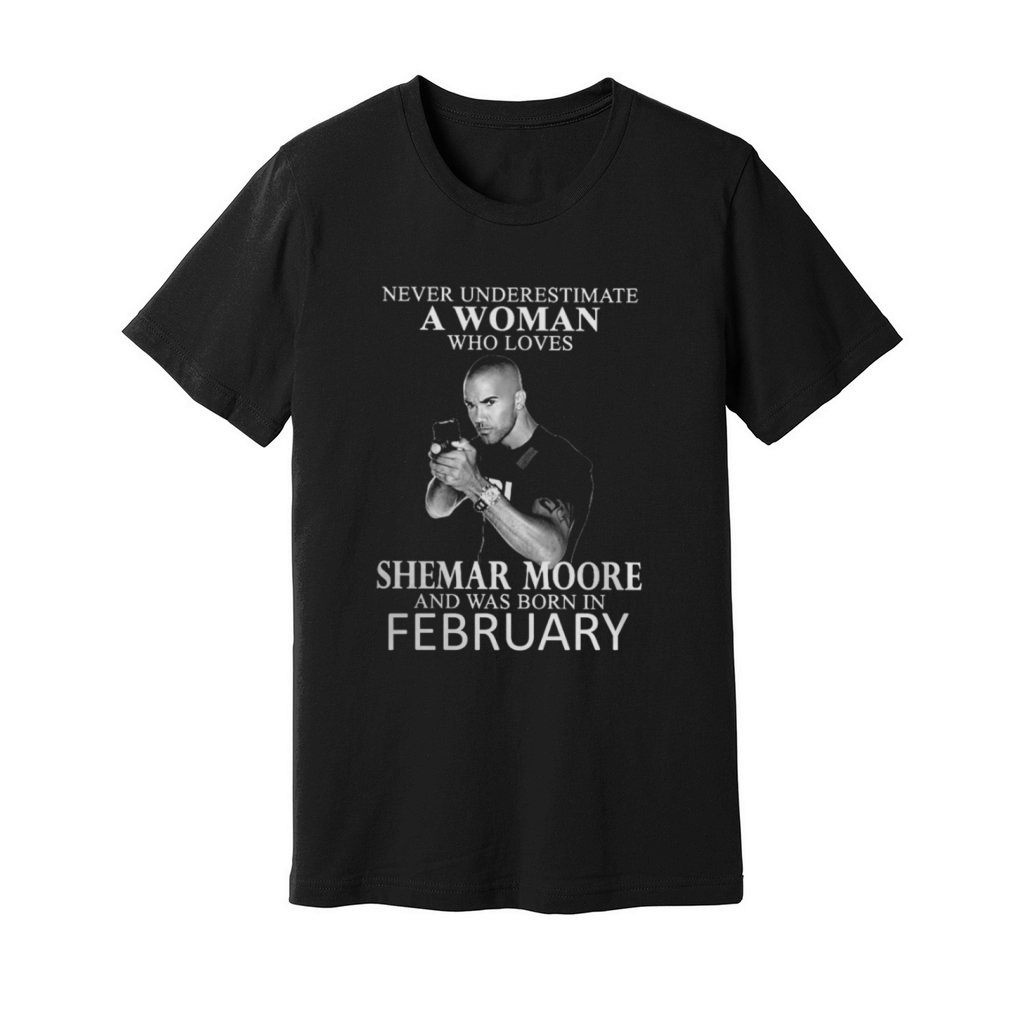 Never Underestimate A Woman Who Loves SHEMAR MOORE And Born In FEBRUARY Unisex Jersey Tee