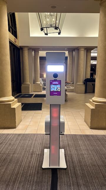 The Curve Pro photo booth