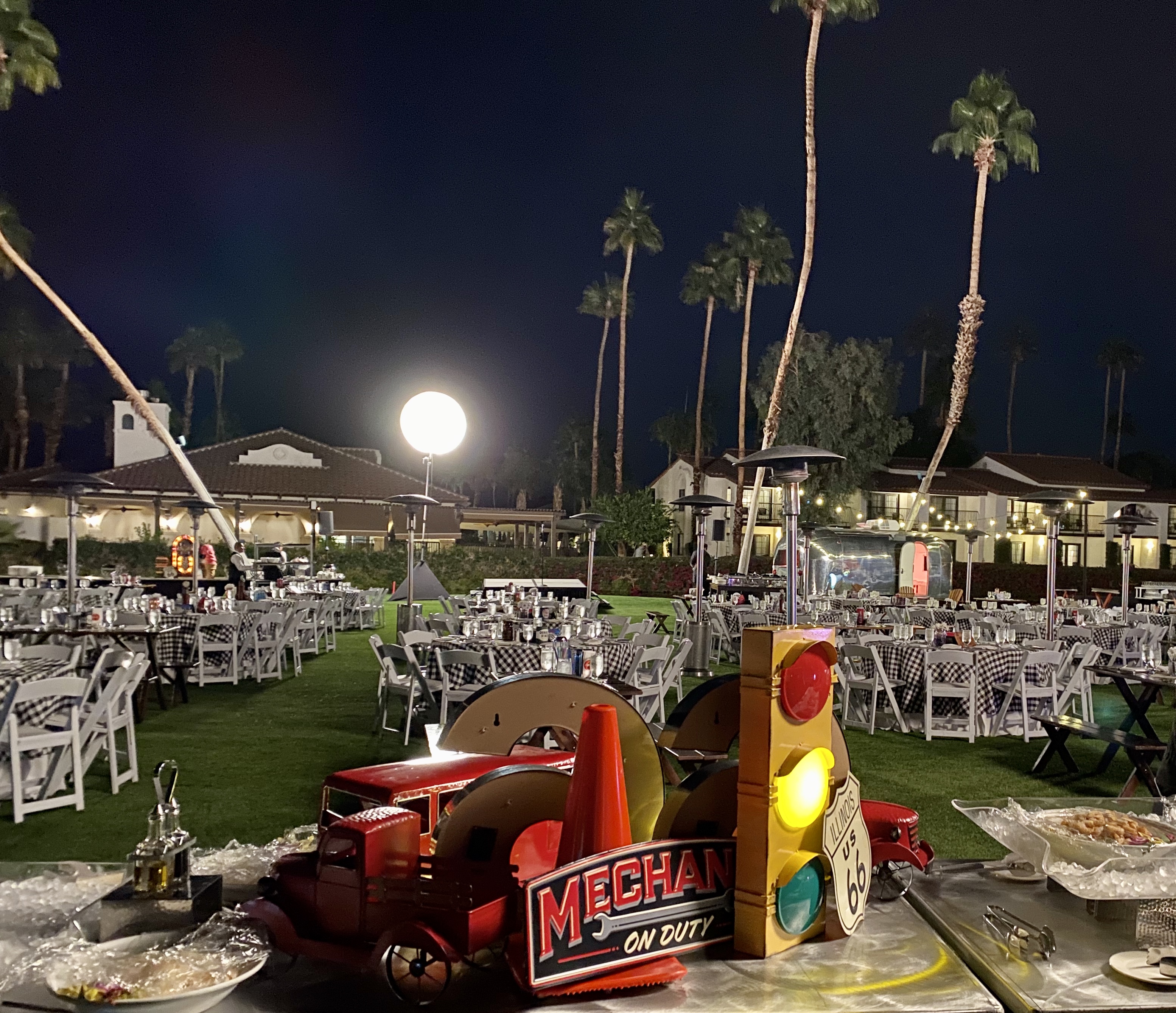 Retro roadside buffet