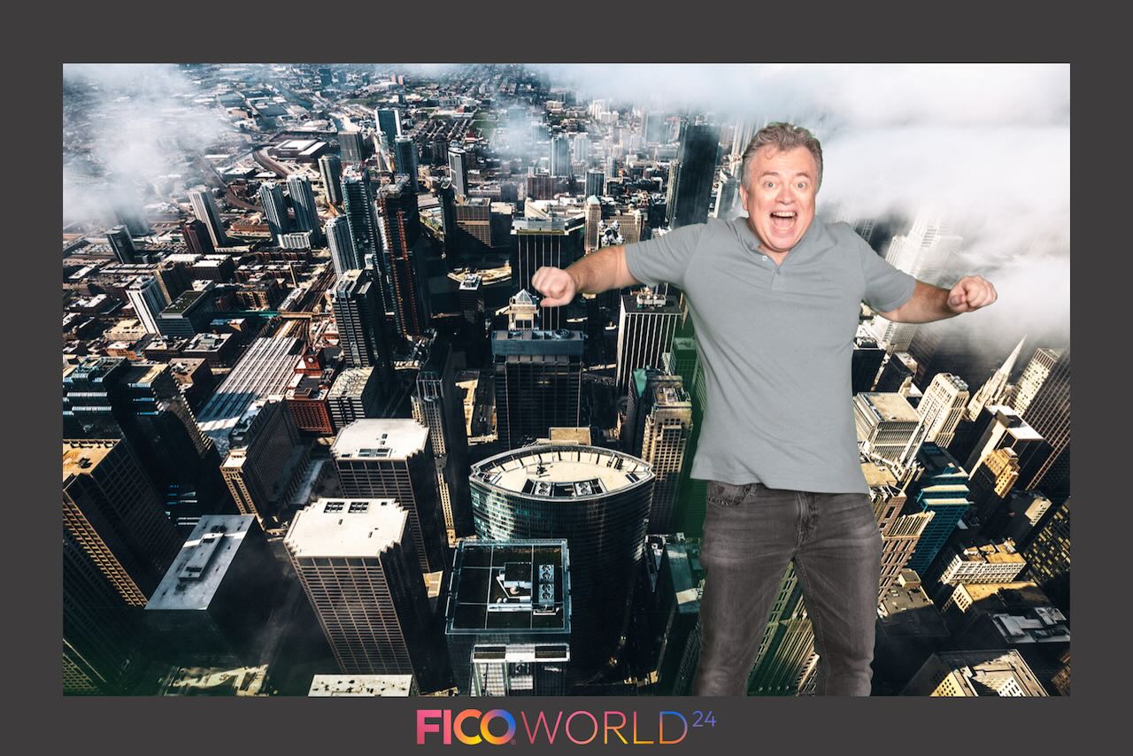 Ficoworld24 skyscraper green screen