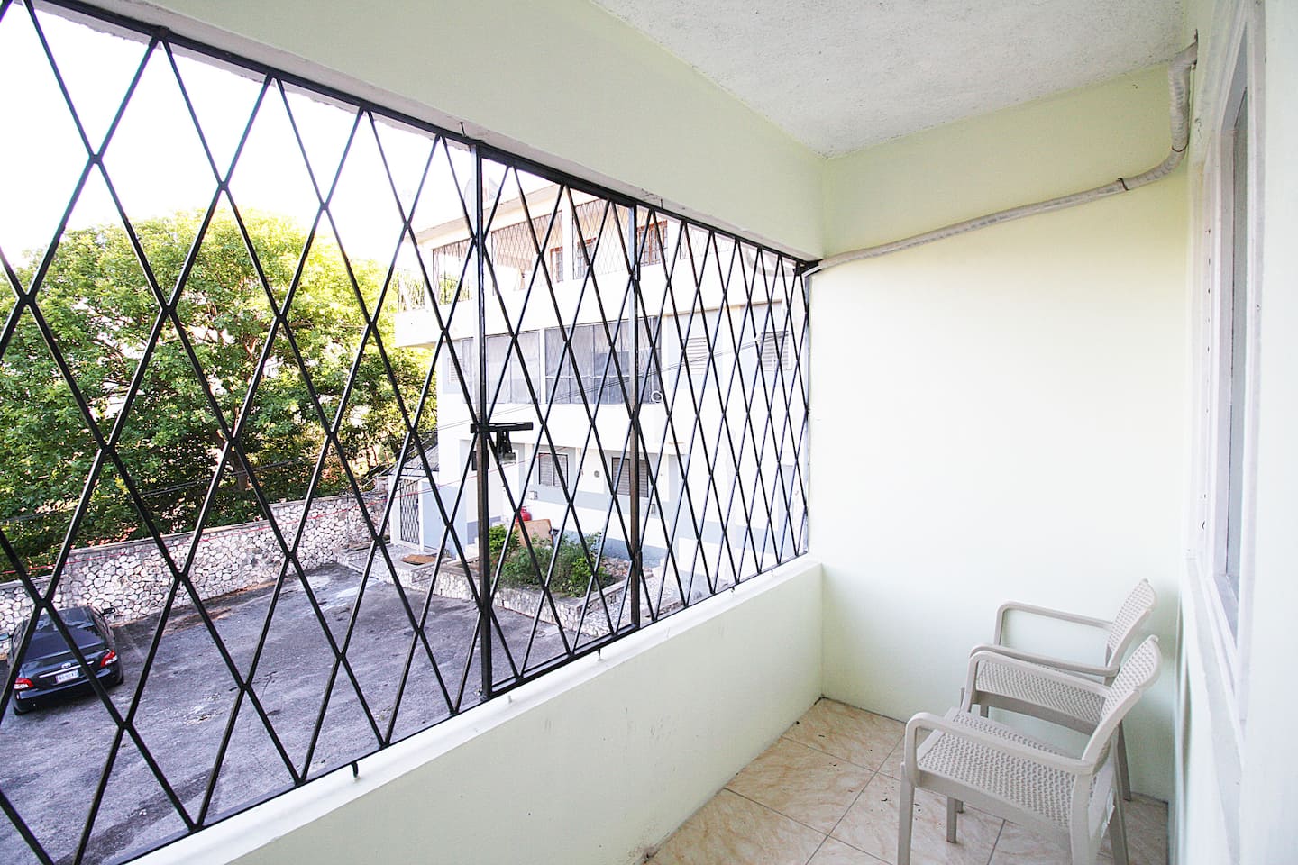 2Bdr King & Full with Kitchen, AC, 2 TVs & Balcony photo 6