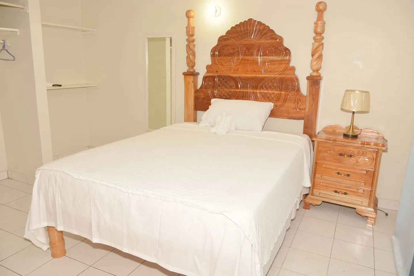 King & Queen 2br With Kitchen Fridge, 2 AC & H/Wtr photo 14