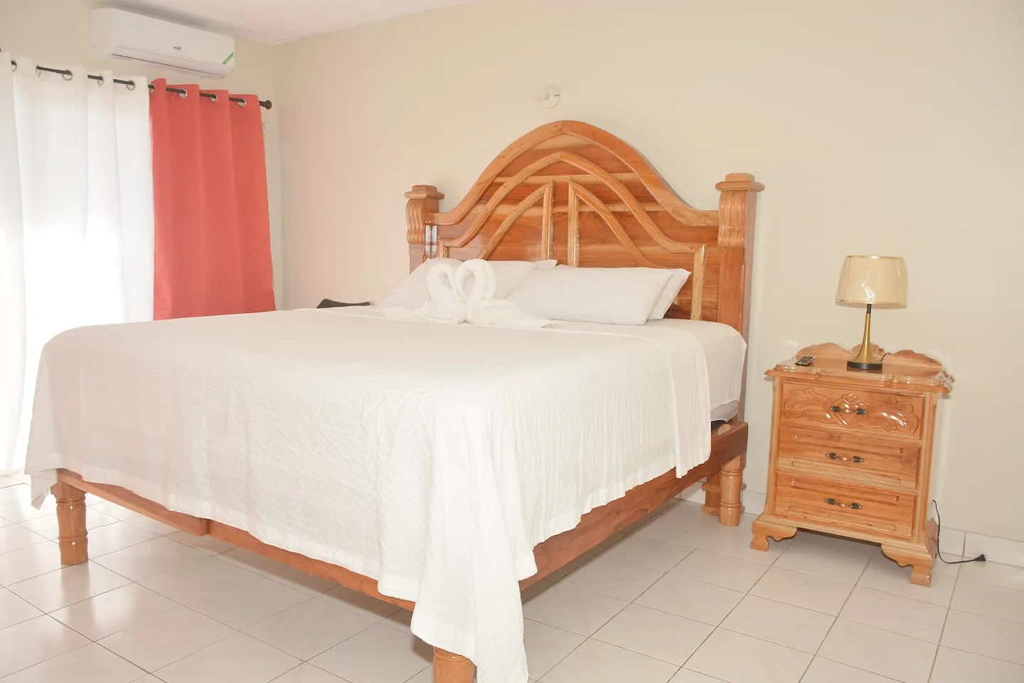 King & Queen 2br With Kitchen Fridge, 2 AC & H/Wtr photo 15