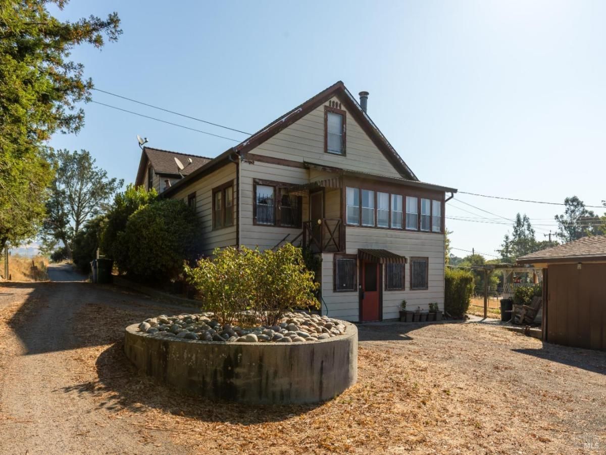 MLS #324064060 img 0