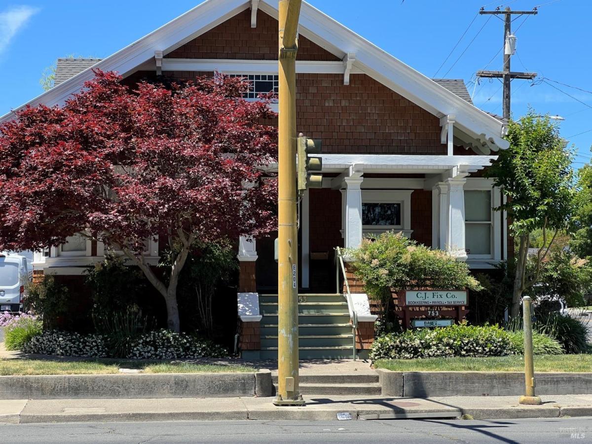 MLS #324084225 img 0