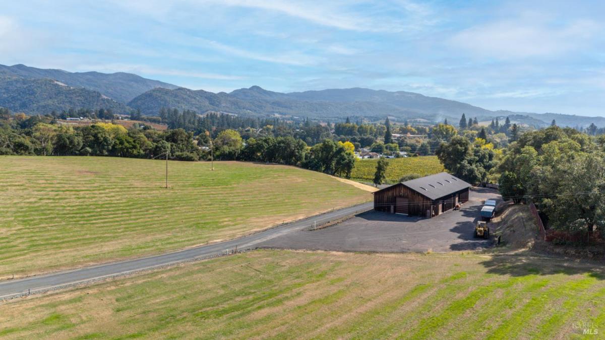 MLS #324113972 img 0