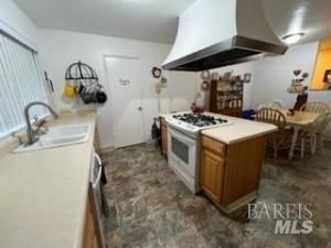MLS #325001292 img 0