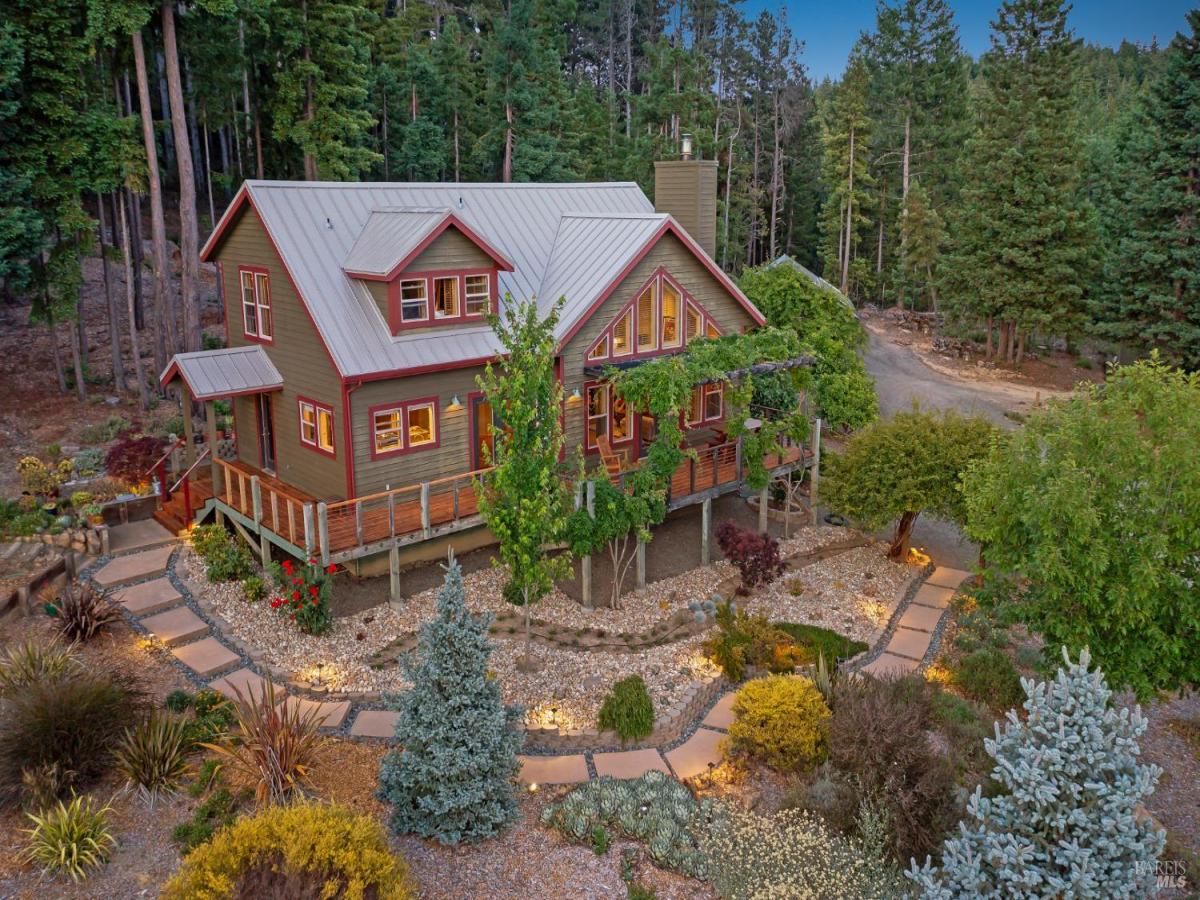 MLS #325002539 img 0