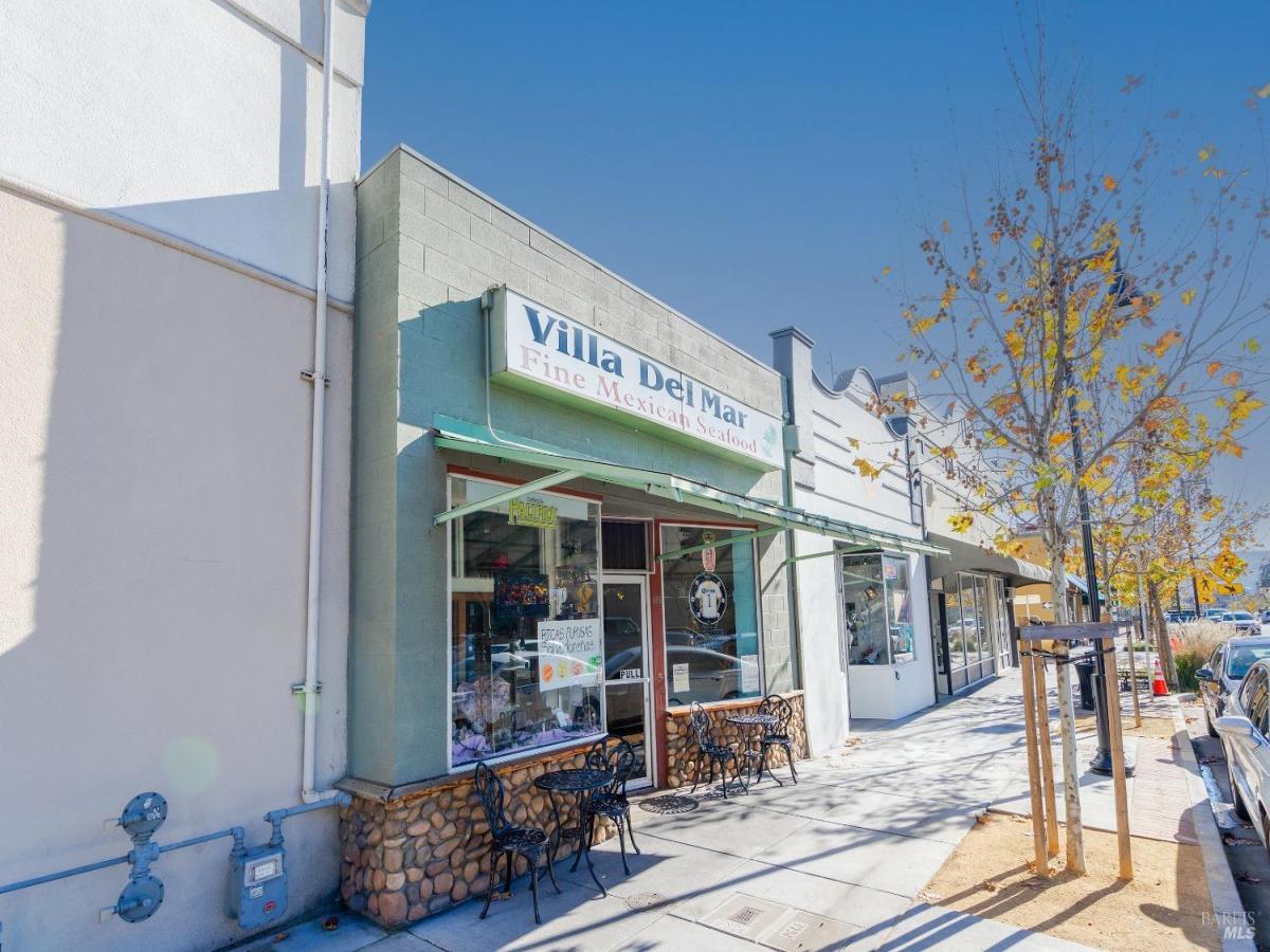 MLS #325002646 img 0