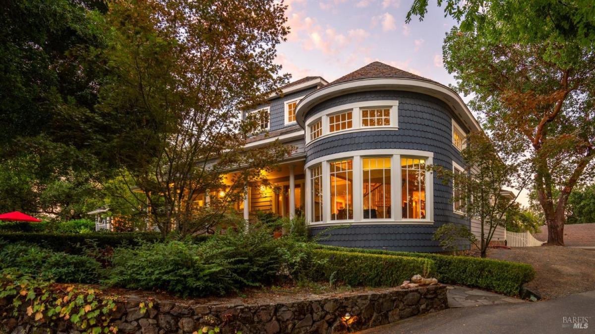 MLS #325013154 img 0