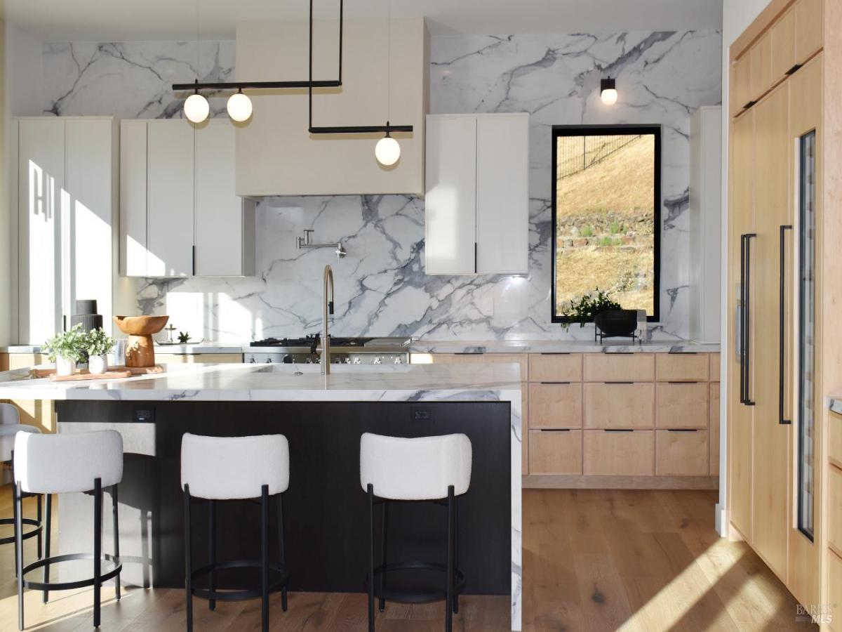 MLS #325014471 img 0