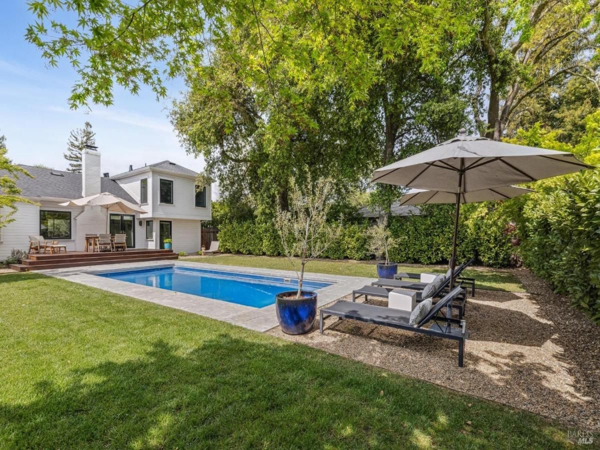 MLS #325018751 img 0