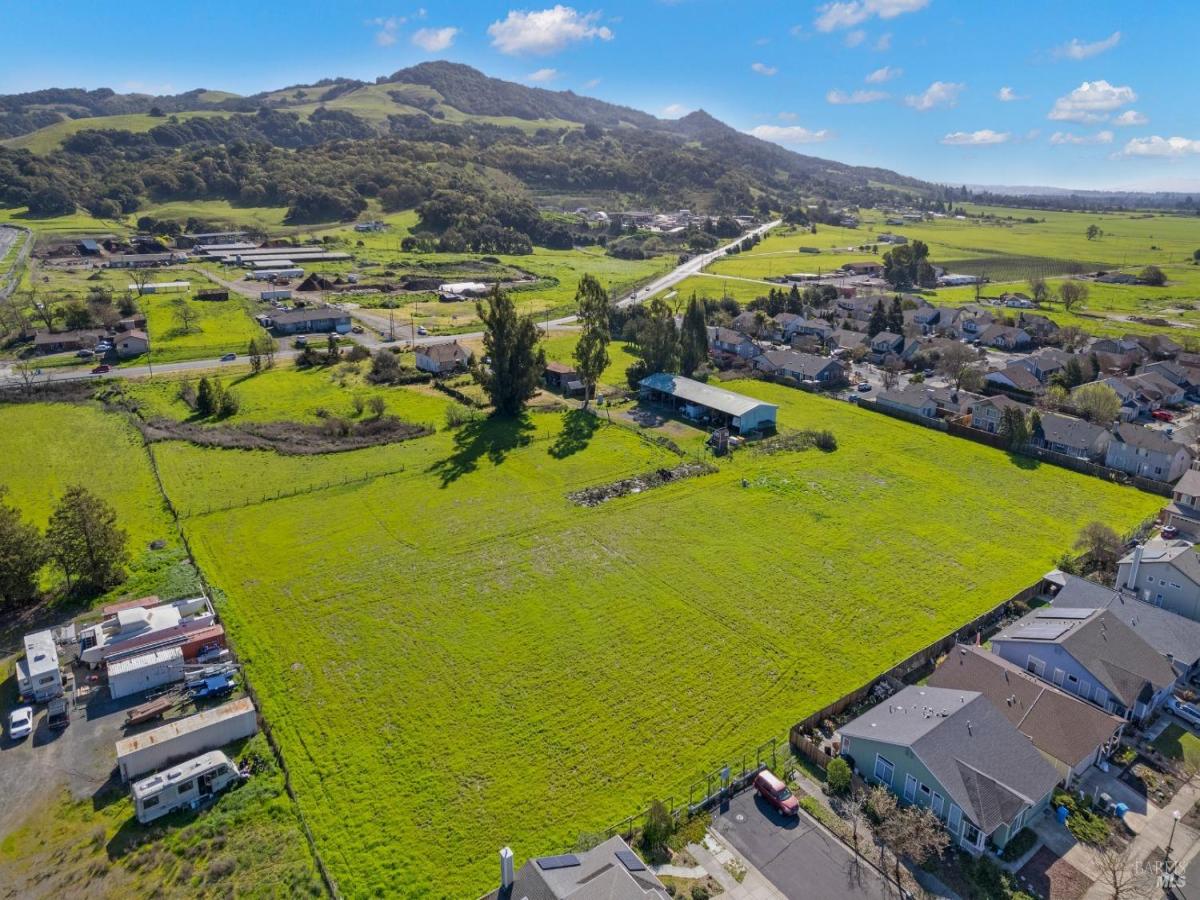 MLS #325020116 img 0