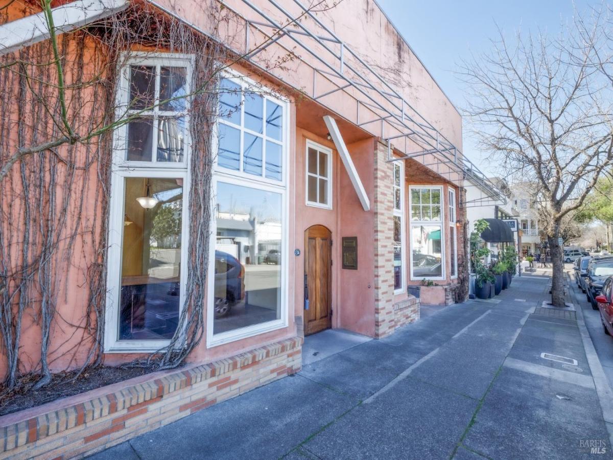 MLS #325020681 img 0