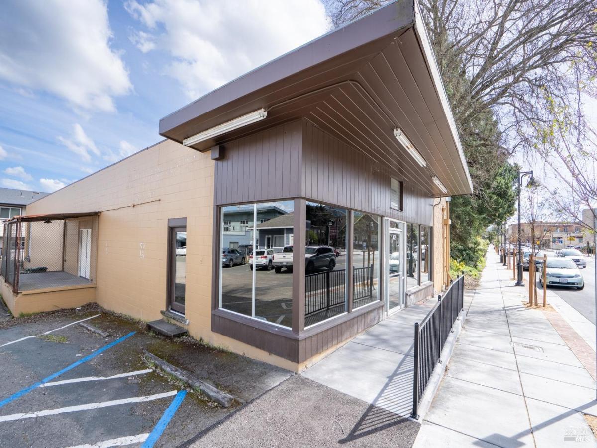 MLS #325020777 img 0