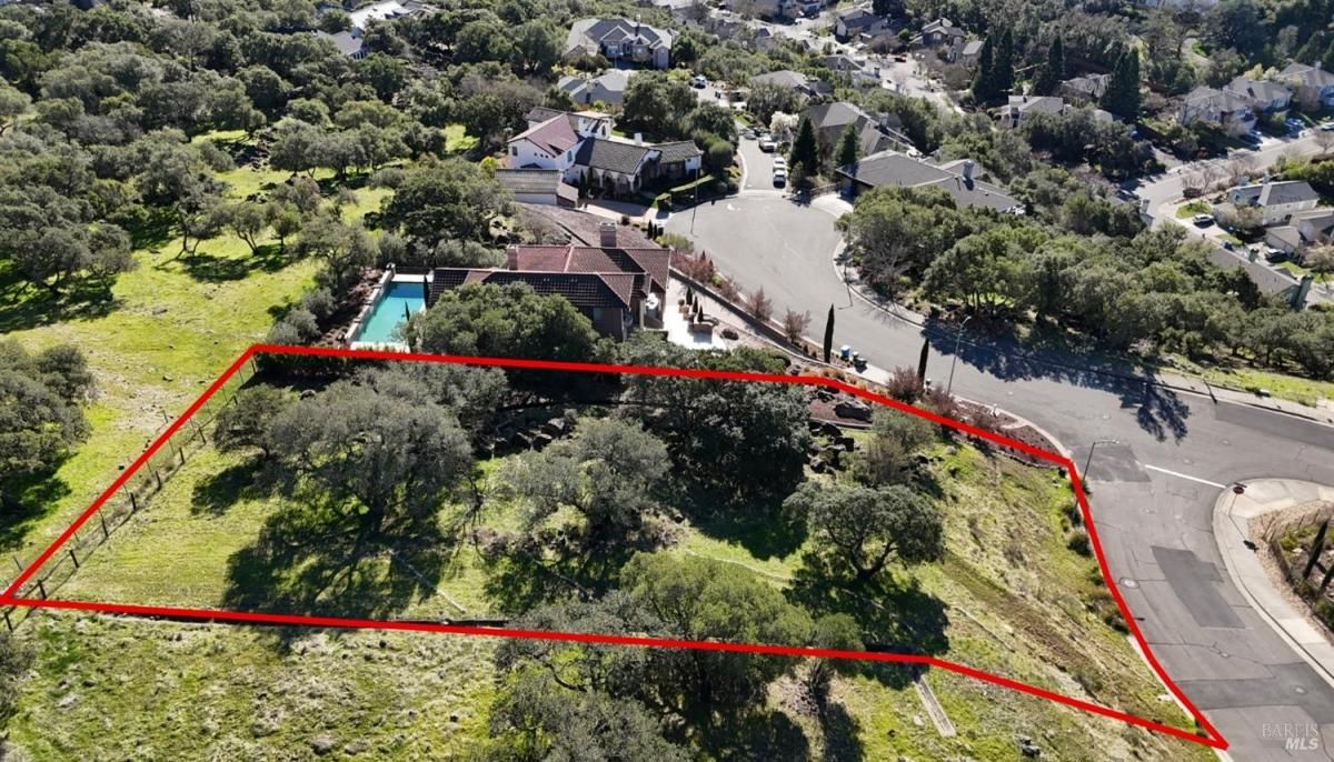 MLS #325020996 img 0