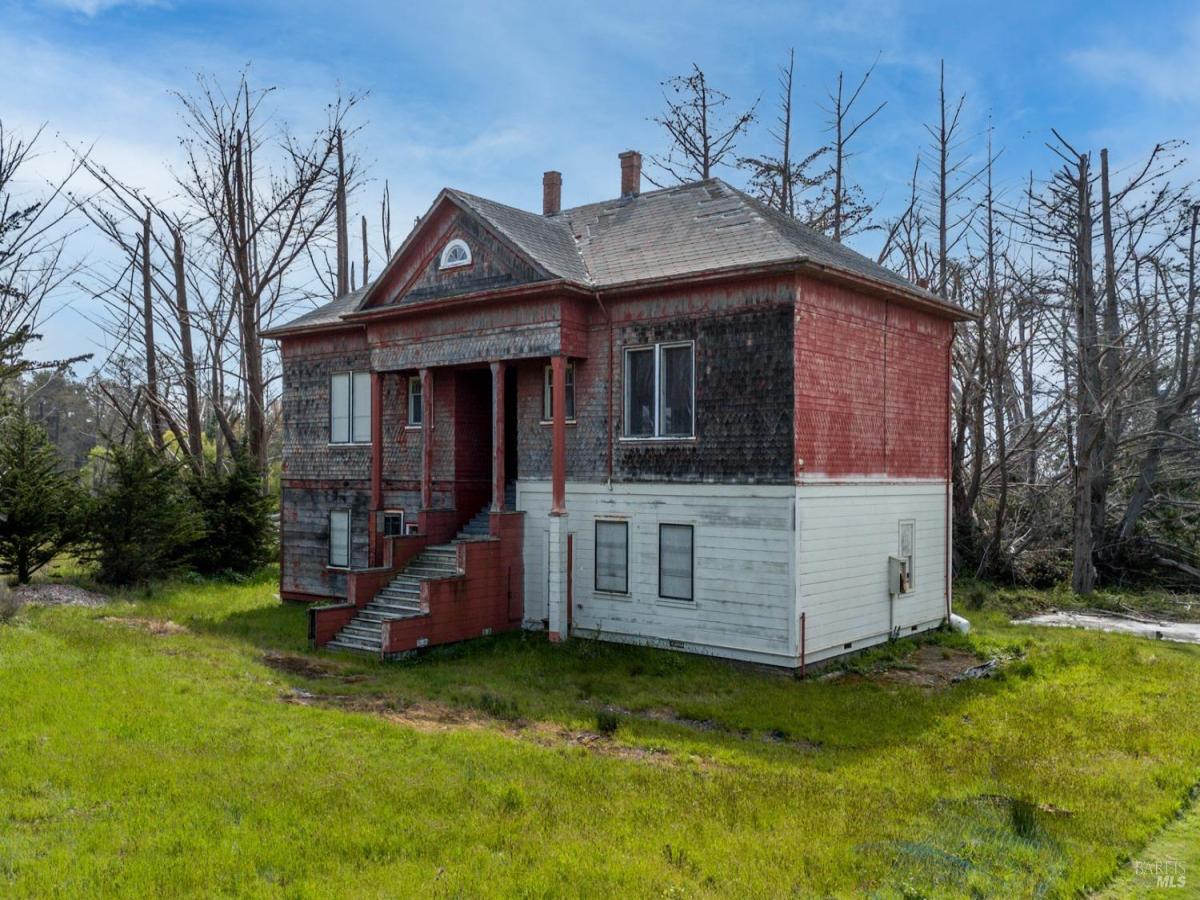 MLS #325023812 img 0